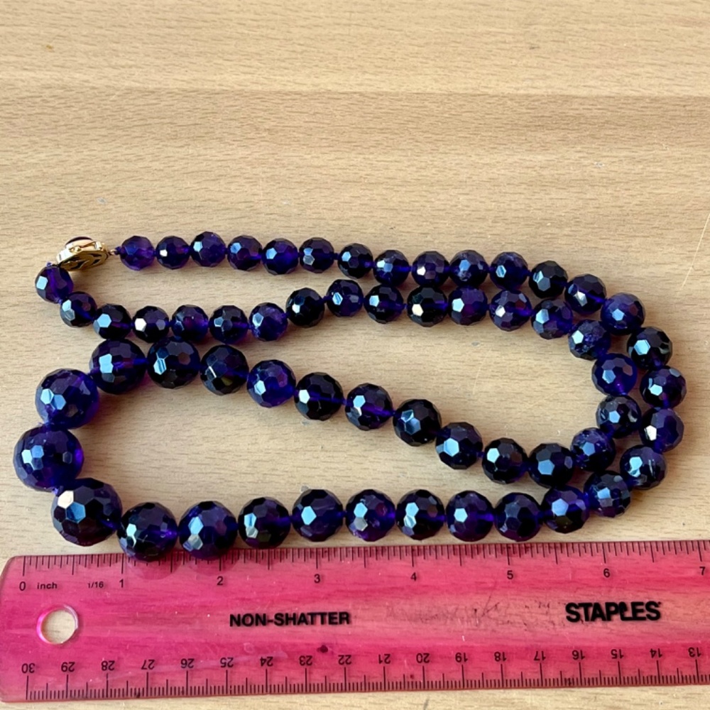 VINTAGE HUGE ROUND FACETED AMETHYST BEADS LONG NECKLACE 14K LOCK CABOCHON STONE - Picture 13 of 16